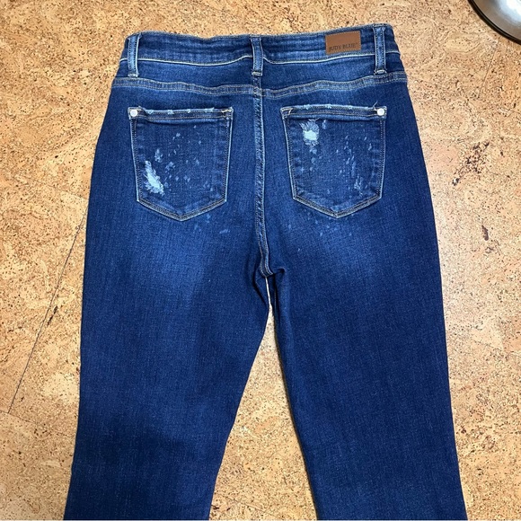 Judy Blue Destroyed Bleach Splatter Midrise Boyfriend Fit Jeans Sz 7/28 - Picture 4 of 15